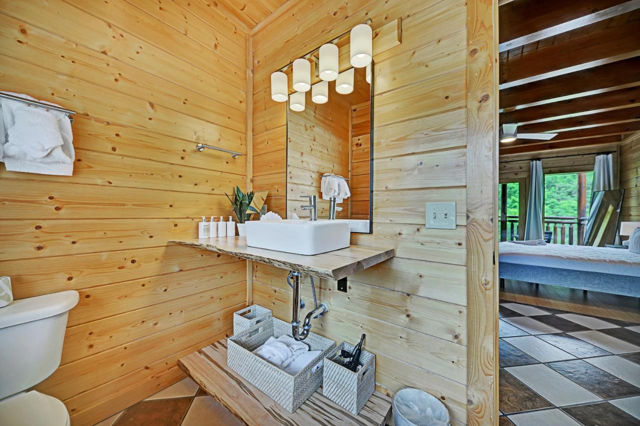 Вилла Gorgeous Large Mountain View Cabin W Hot Tub, Free Wifi, Games Севьервилл Экстерьер фото