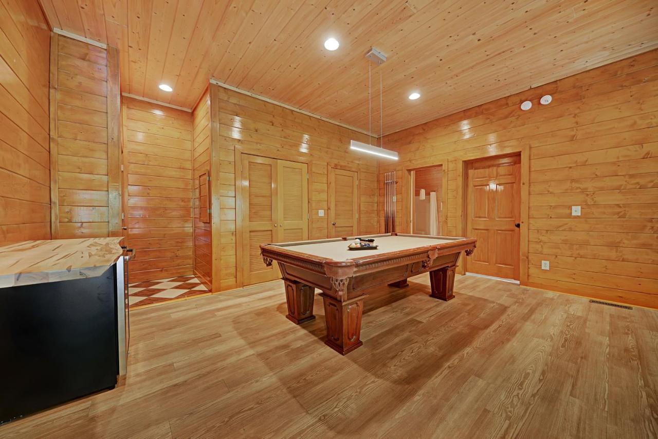 Вилла Gorgeous Large Mountain View Cabin W Hot Tub, Free Wifi, Games Севьервилл Экстерьер фото